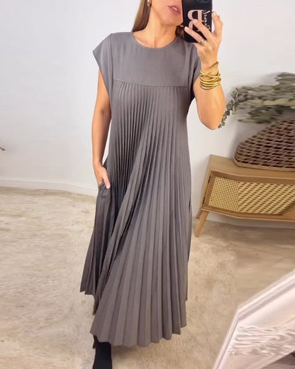 Claire | Women's Elegant Pleated Maxi Dress